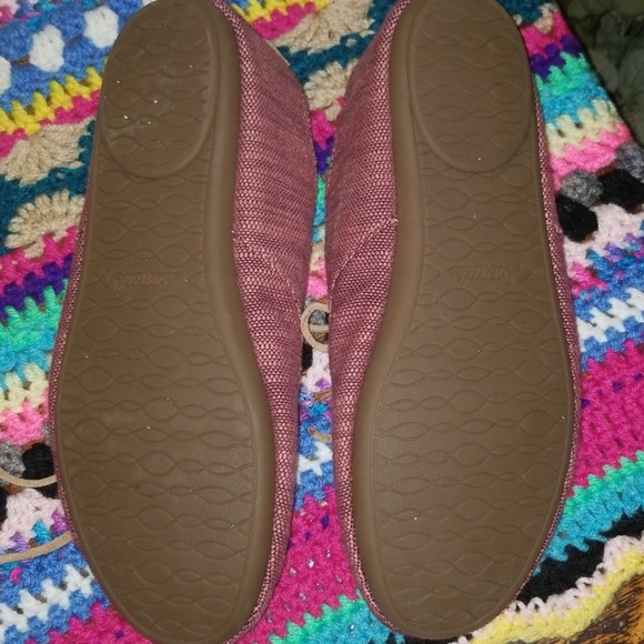 Sanuk Bianka size 9 - Picture 3 of 4
